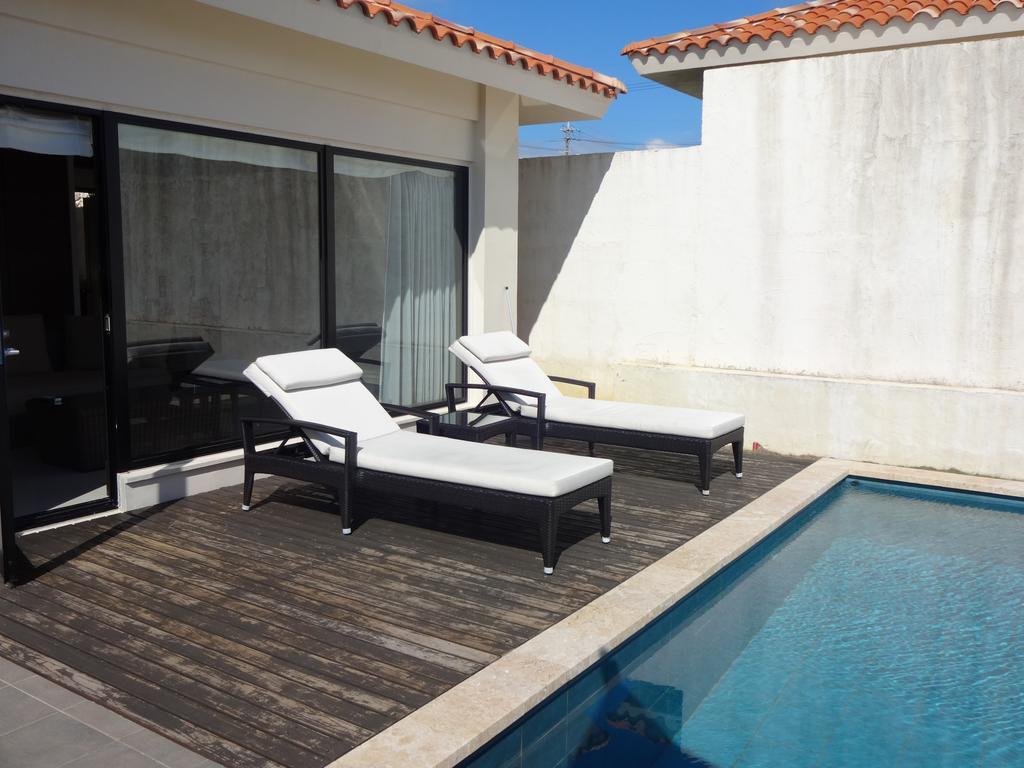 Konpeki The Villa All Suite Miyakojima  Exteriör bild